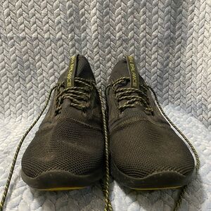 New Balance Black Athletic Shoes with Rubber Soles